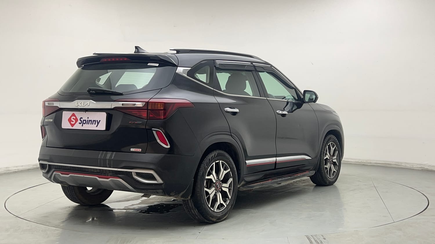 Used 2023 Kia Seltos GTX Plus 1.4 Petrol Manual exterior RIGHT REAR CORNER VIEW