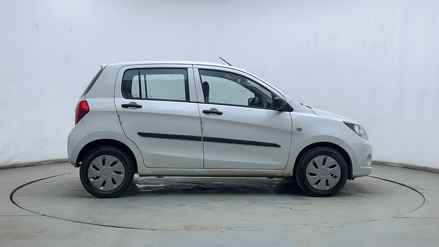 Used 2016 Maruti Suzuki Celerio VXi AMT Petrol Automatic exterior RIGHT SIDE VIEW