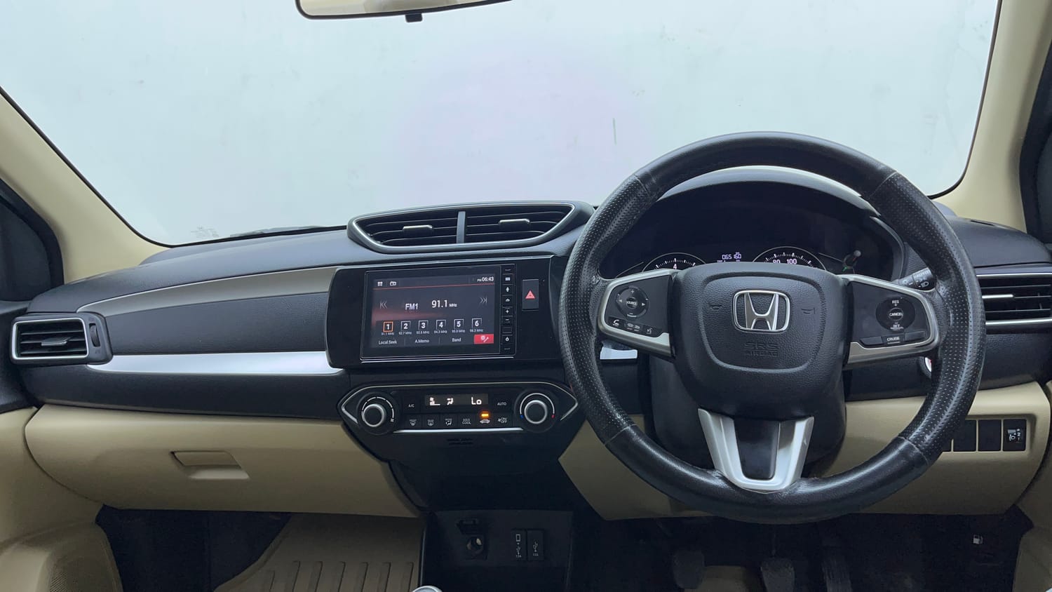 Used 2023 Honda Amaze VX 1.2 Petrol MT Petrol Manual interior DASHBOARD VIEW