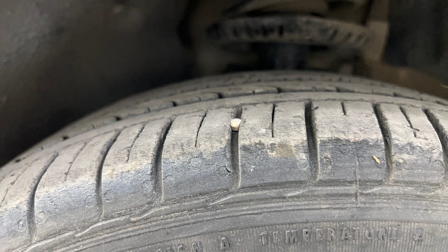 Used 2019 volkswagen Polo GT TSI Petrol Automatic tyres LEFT FRONT TYRE TREAD VIEW