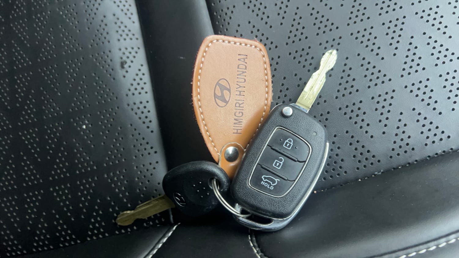Used 2021 Hyundai i20 Sportz 1.2 MT Petrol Manual extra CAR KEY VIEW