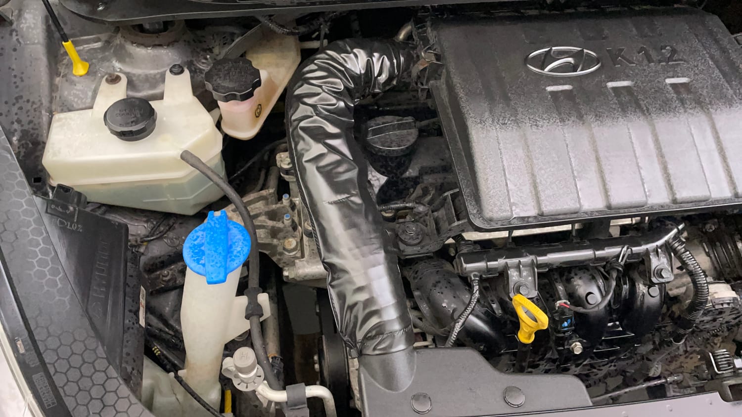 Used 2020 Hyundai Aura SX Plus 1.2 AMT Petrol Petrol Automatic engine ENGINE RIGHT SIDE VIEW