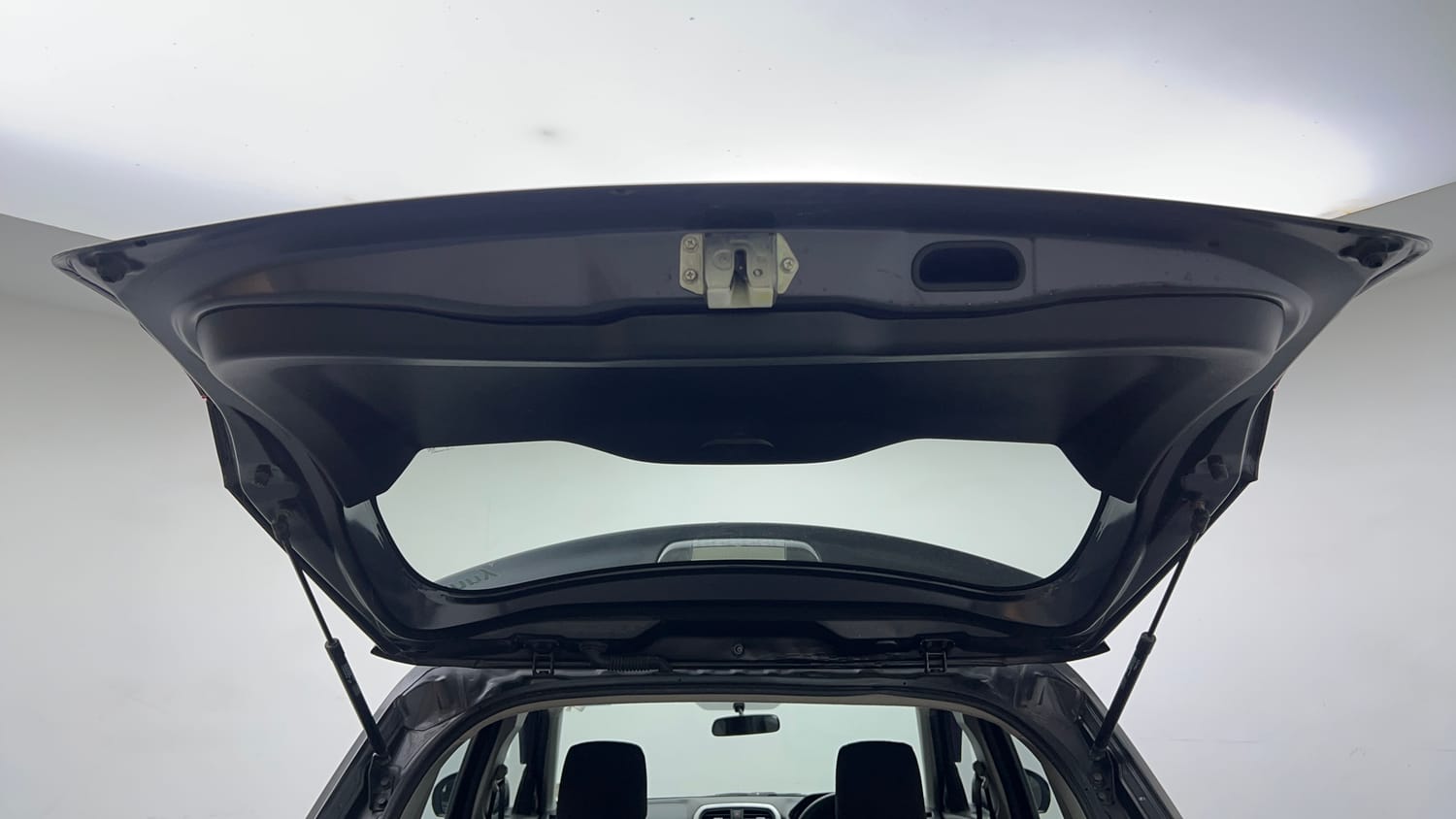 Used 2021 maruti-suzuki Vitara Brezza LXi Petrol Manual interior DICKY DOOR OPEN VIEW