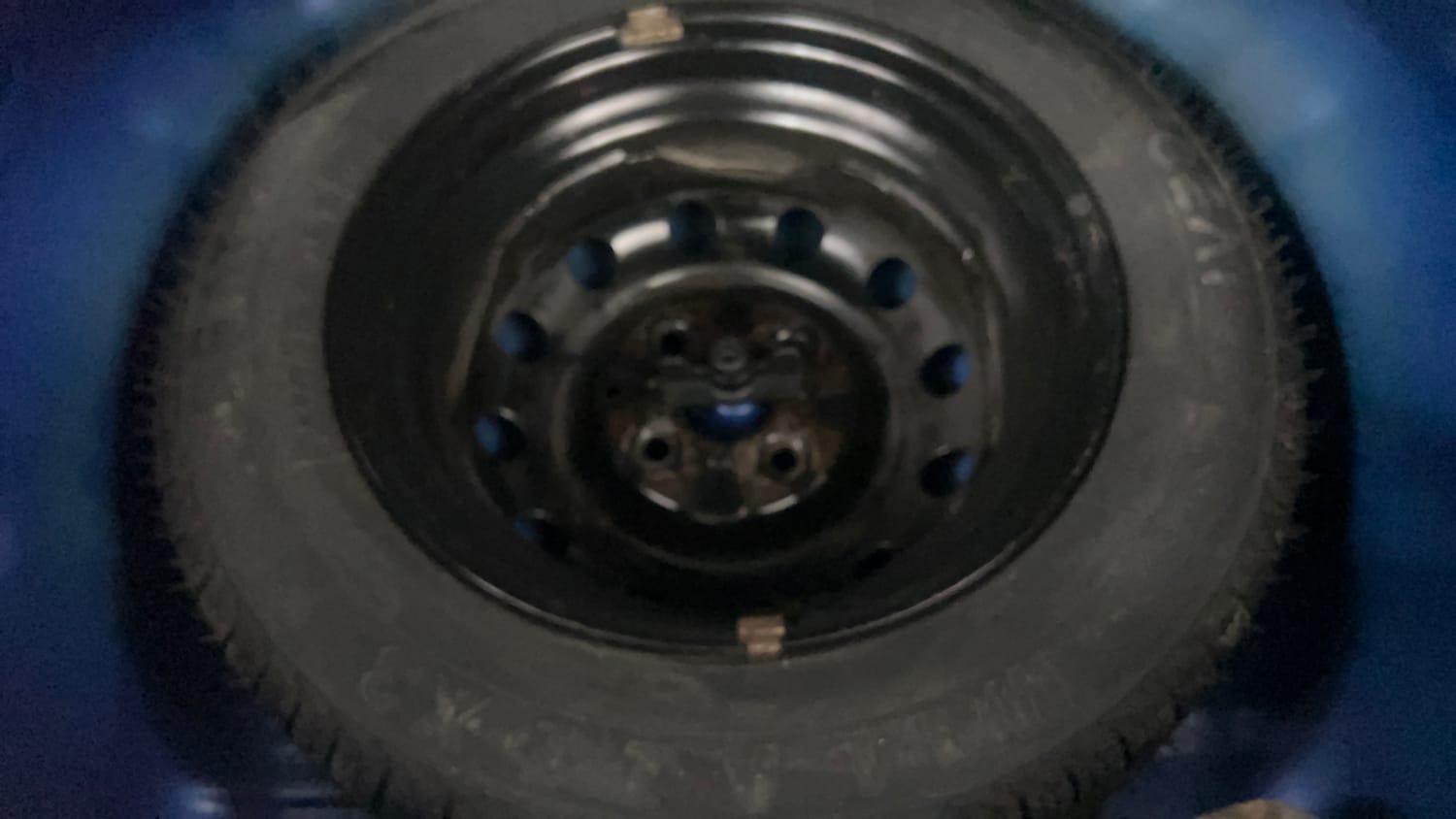 Used 2016 Hyundai Eon Magna Petrol Manual tyres SPARE TYRE VIEW