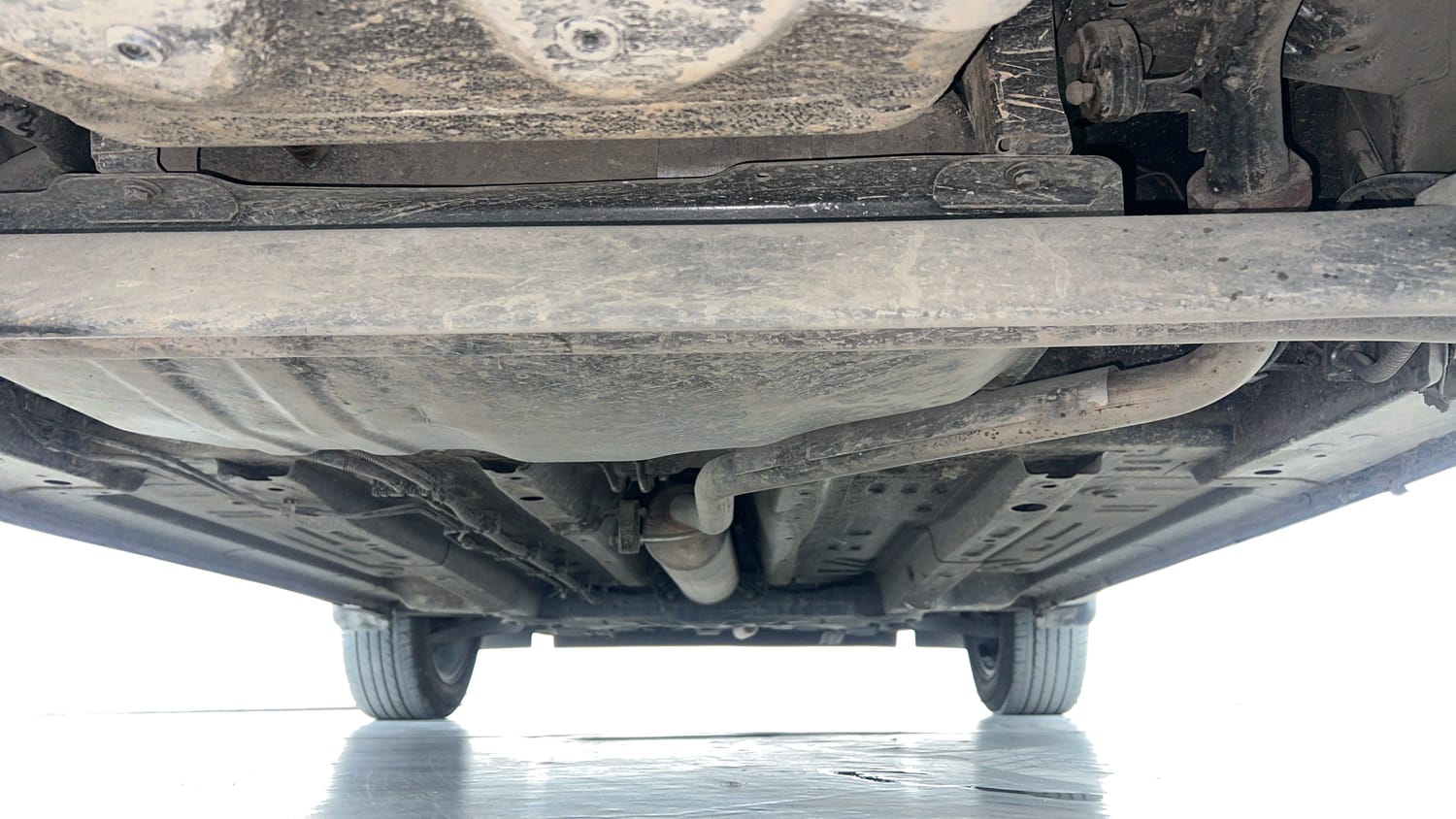 Used 2023 Tata Punch Creative AMT Petrol Automatic extra REAR UNDERBODY VIEW (TAKEN FROM REAR)