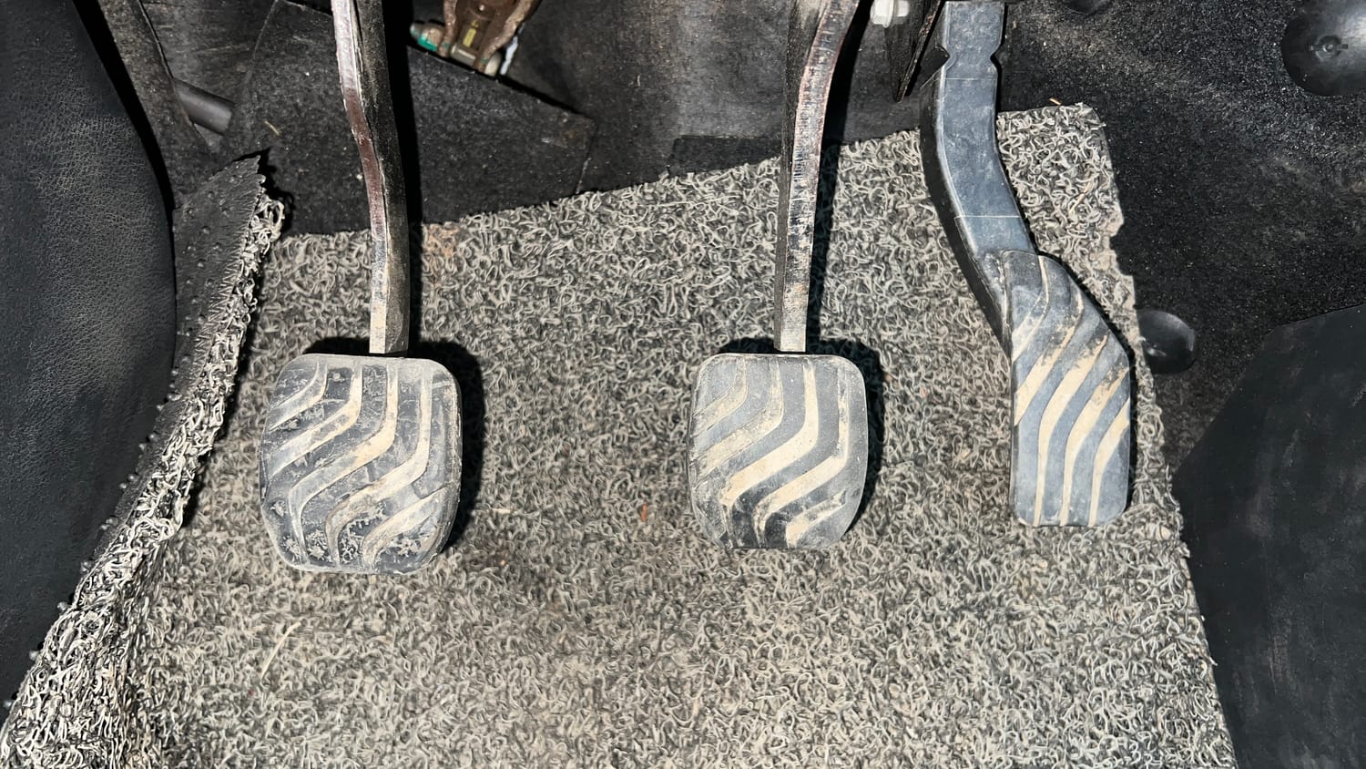 Used 2023 Nissan Magnite XE Petrol Manual interior PEDALS VIEW