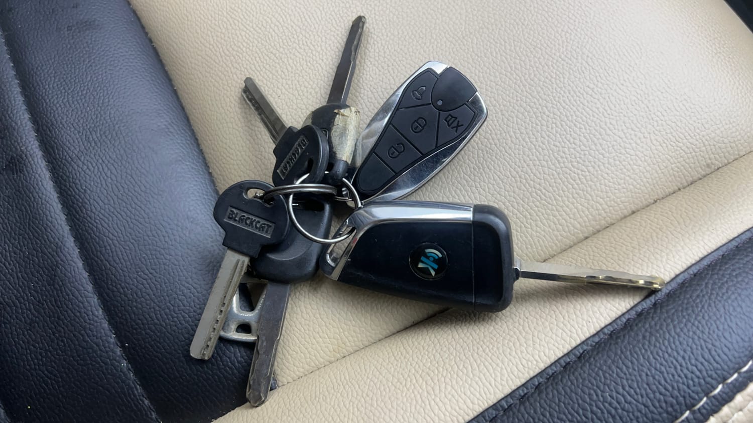 Used 2013 Honda Amaze 1.2 EX i-VTEC Petrol Manual extra CAR KEY VIEW
