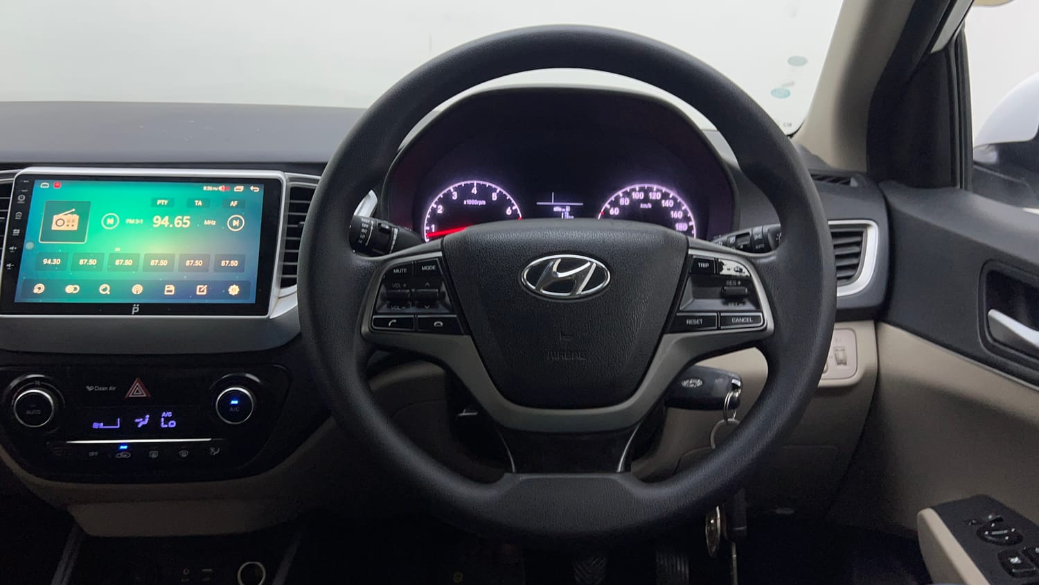 Used 2019 Hyundai Verna EX 1.4 VTVT Petrol Manual interior STEERING VIEW