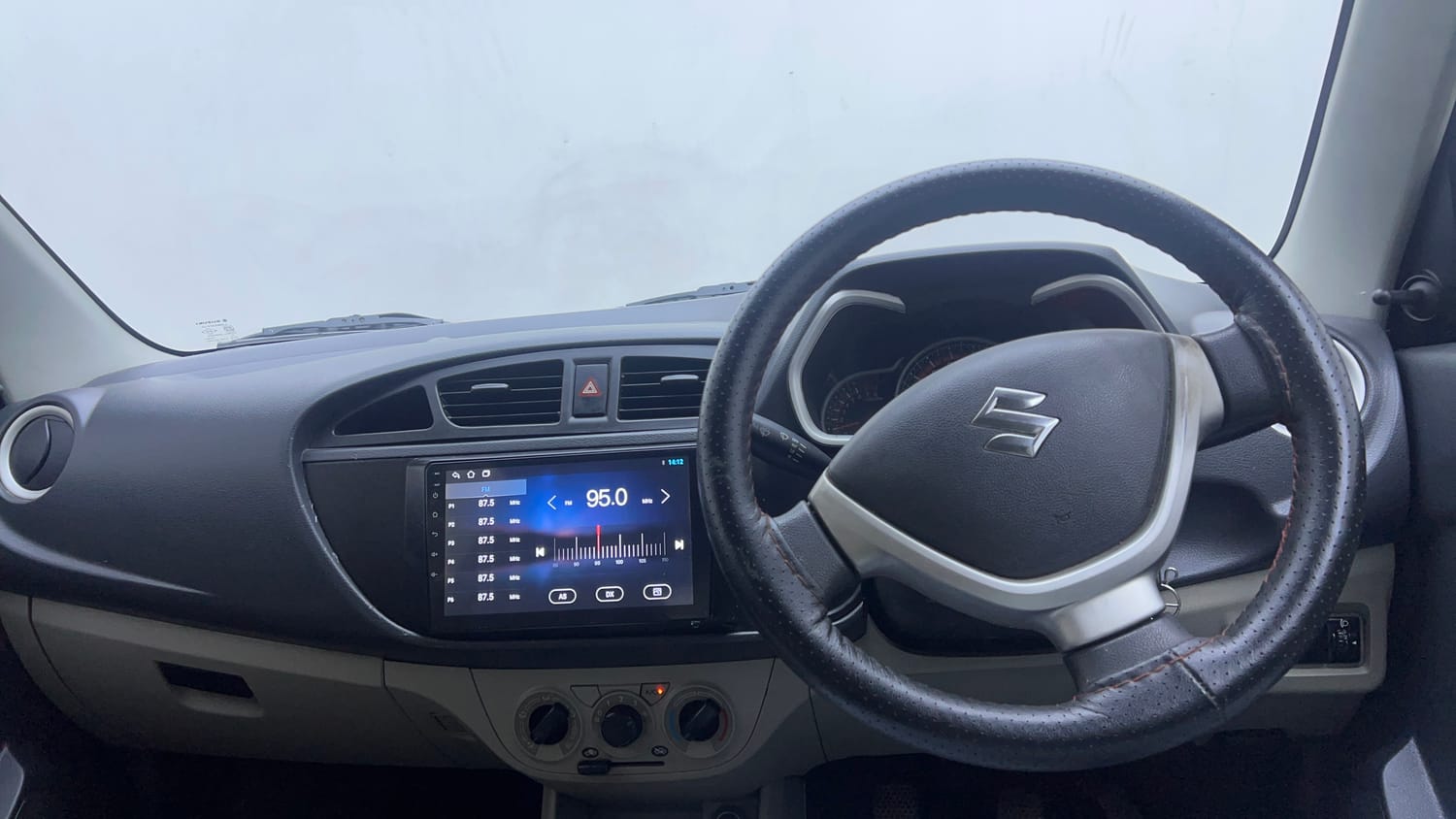Used 2015 Maruti Suzuki Alto K10 VXi Petrol Manual interior DASHBOARD VIEW