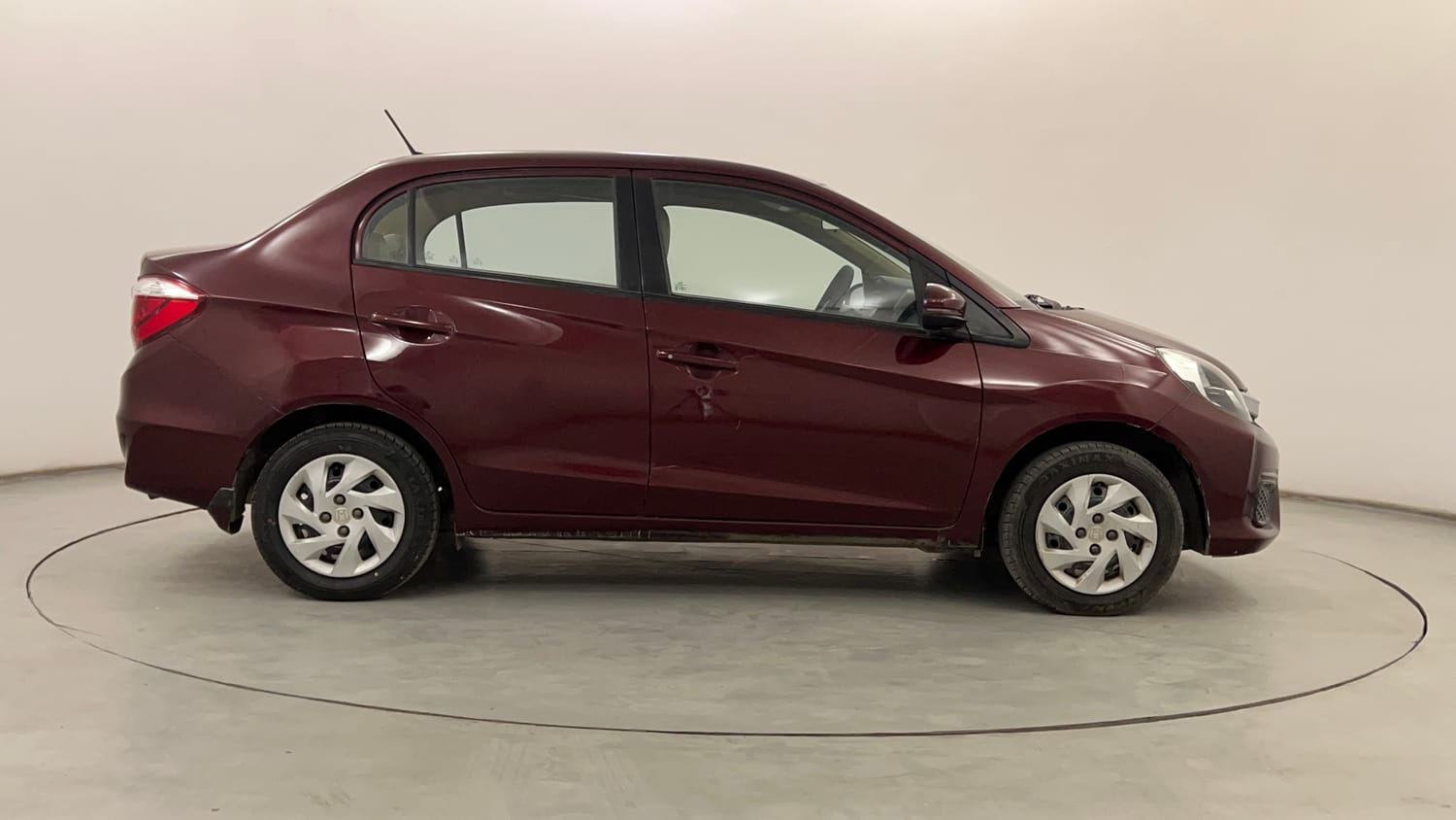 Used 2019 Honda Amaze 1.5 SX i-DTEC Diesel Manual exterior RIGHT SIDE VIEW