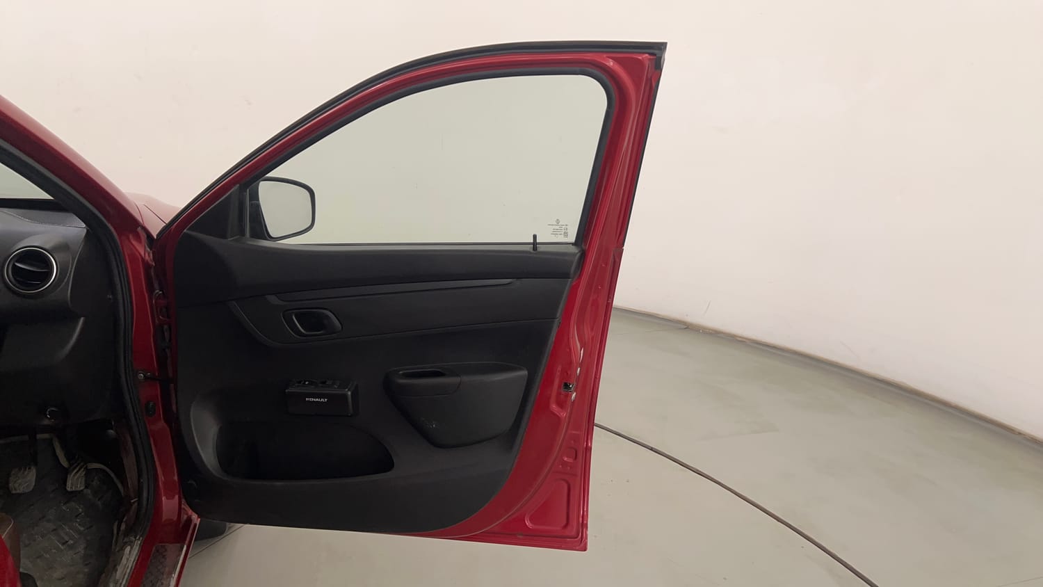 Used 2017 Renault Kwid RXL Petrol Manual interior RIGHT FRONT DOOR OPEN VIEW