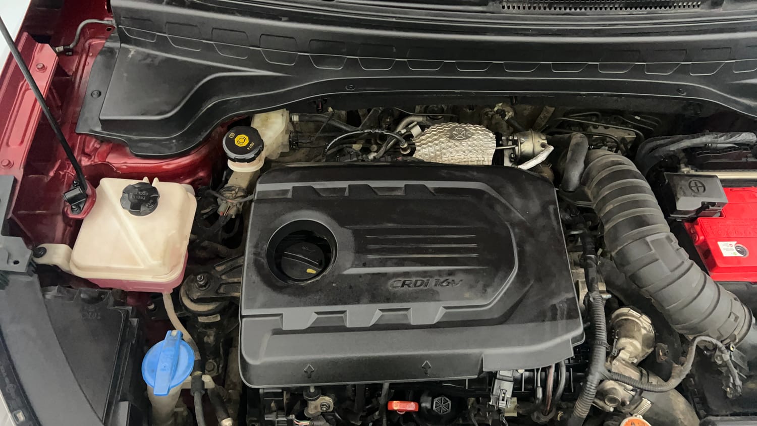 Used 2022 Kia Sonet HTX 1.5 Diesel Manual engine ENGINE RIGHT SIDE VIEW