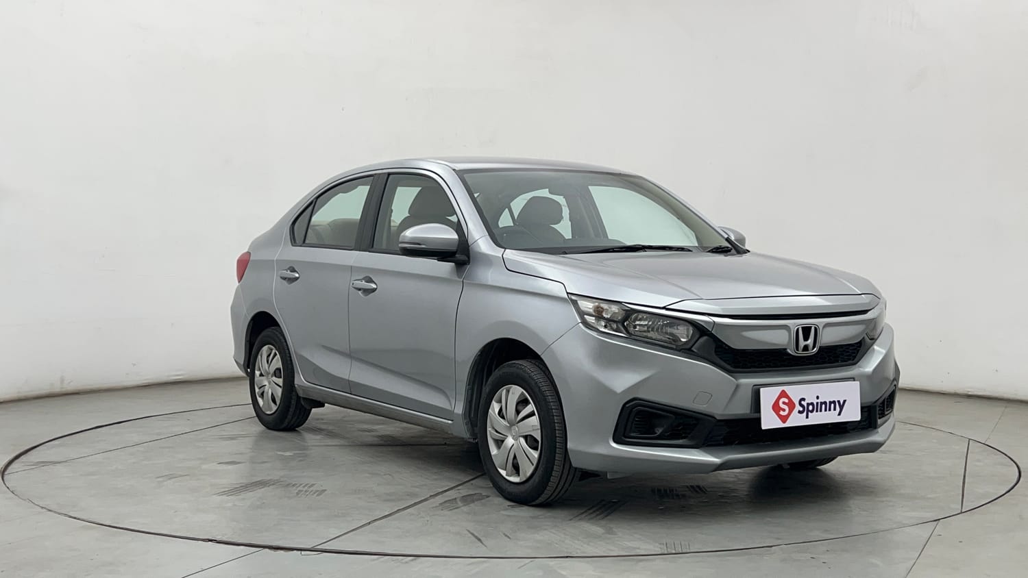 Used 2019 Honda Amaze 1.2 S CVT Petrol Petrol Automatic exterior RIGHT FRONT CORNER VIEW