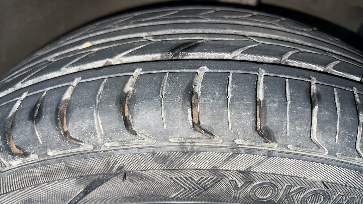 Used 2018 Maruti Suzuki Ciaz Zeta 1.4 MT Petrol Manual tyres RIGHT FRONT TYRE TREAD VIEW