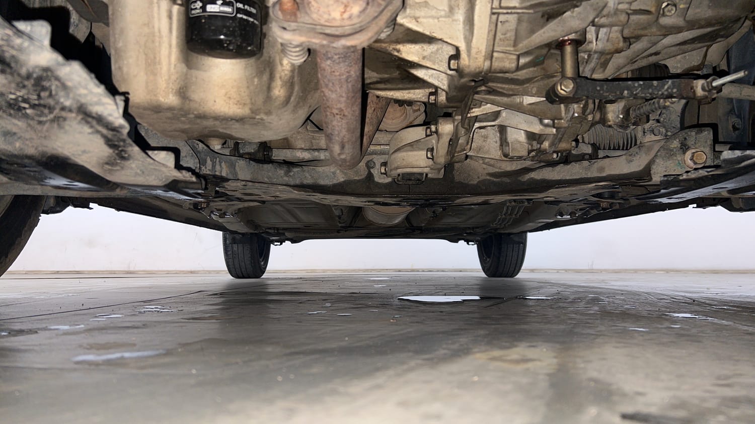 Used 2016 Maruti Suzuki Baleno Delta 1.2 Petrol Manual extra FRONT LEFT UNDERBODY VIEW