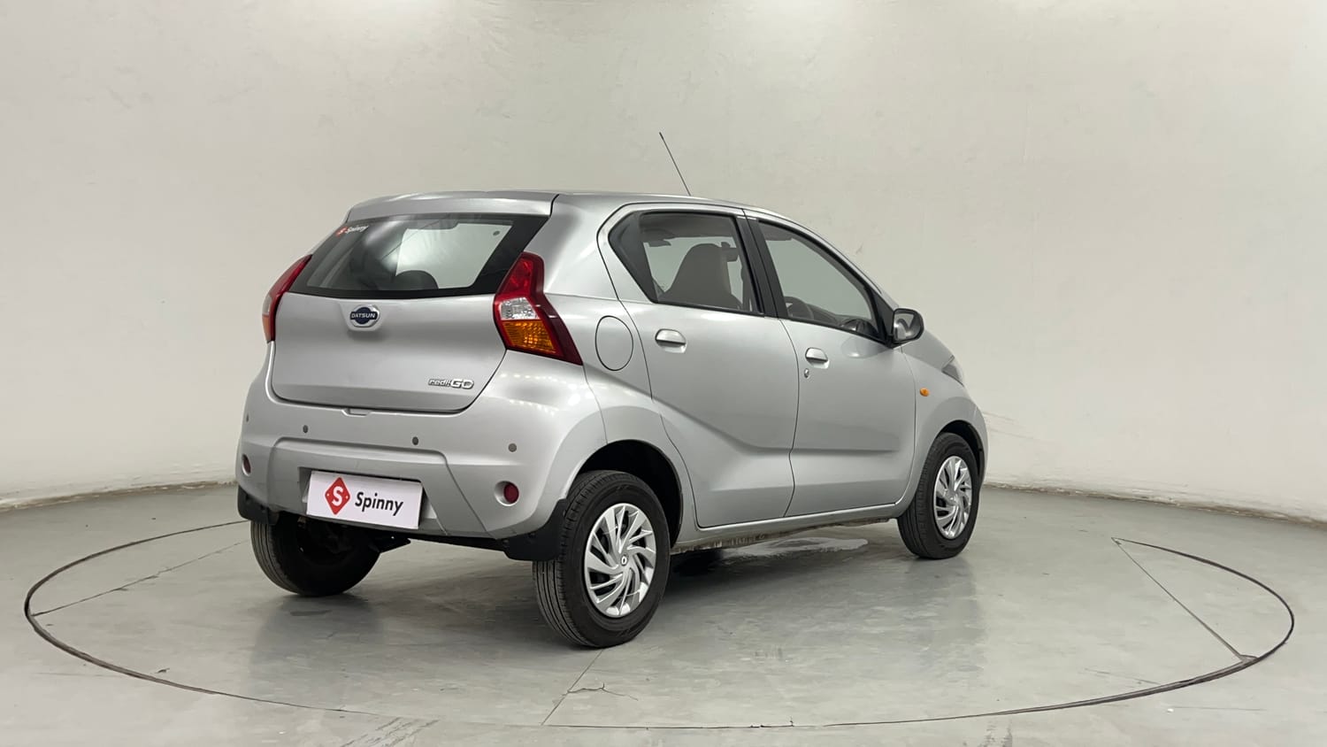 Used 2017 Datsun Redi-GO T (O) Petrol Manual exterior RIGHT REAR CORNER VIEW