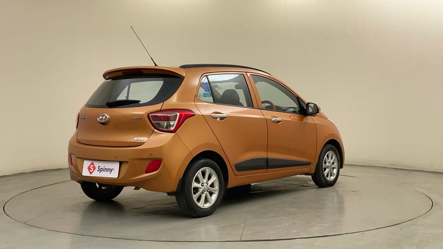 Used 2015 Hyundai Grand i10 Asta AT 1.2 Kappa VTVT Petrol Automatic exterior RIGHT REAR CORNER VIEW
