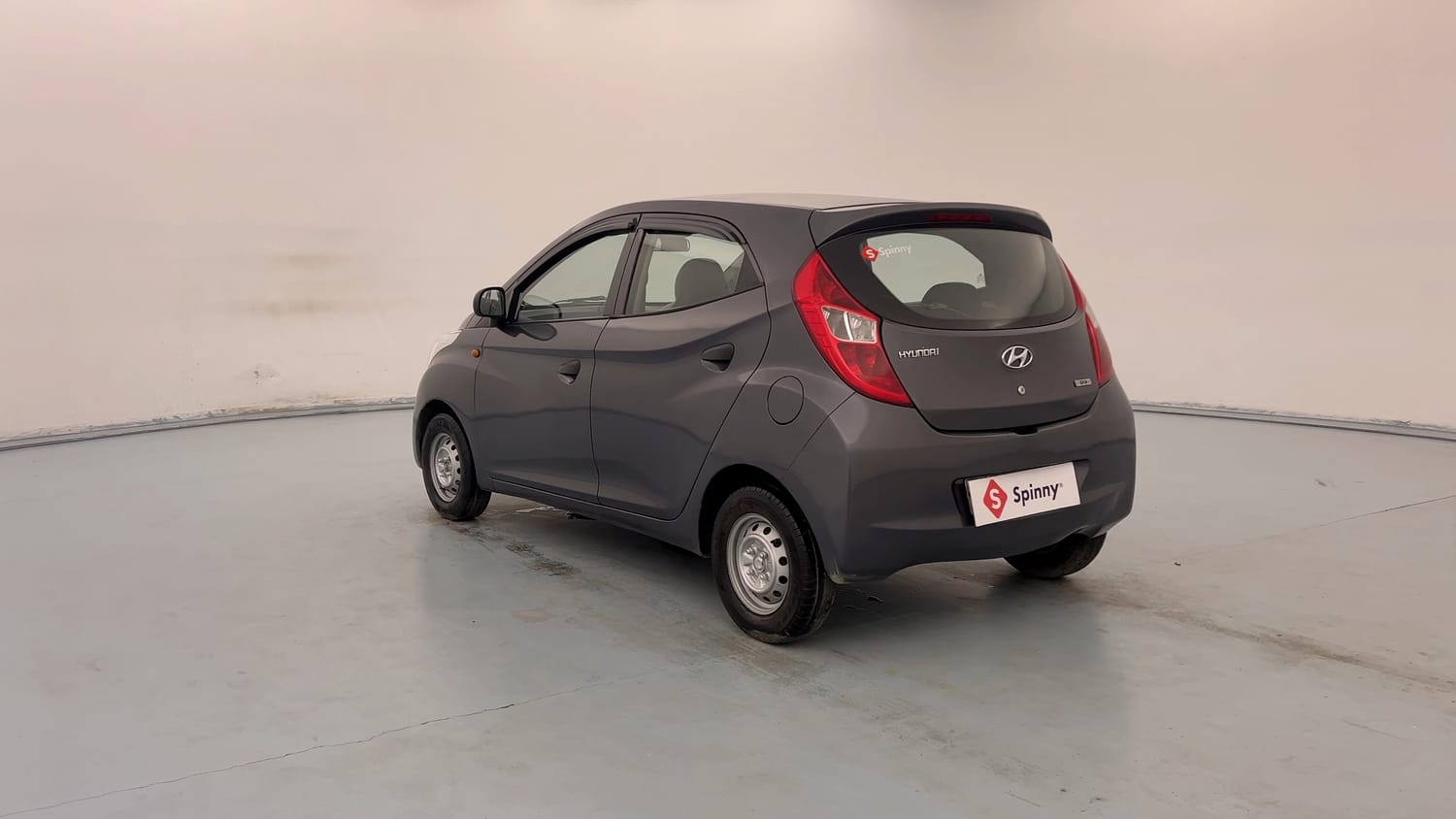 Used 2016 Hyundai Eon Era + Petrol Manual exterior LEFT REAR CORNER VIEW