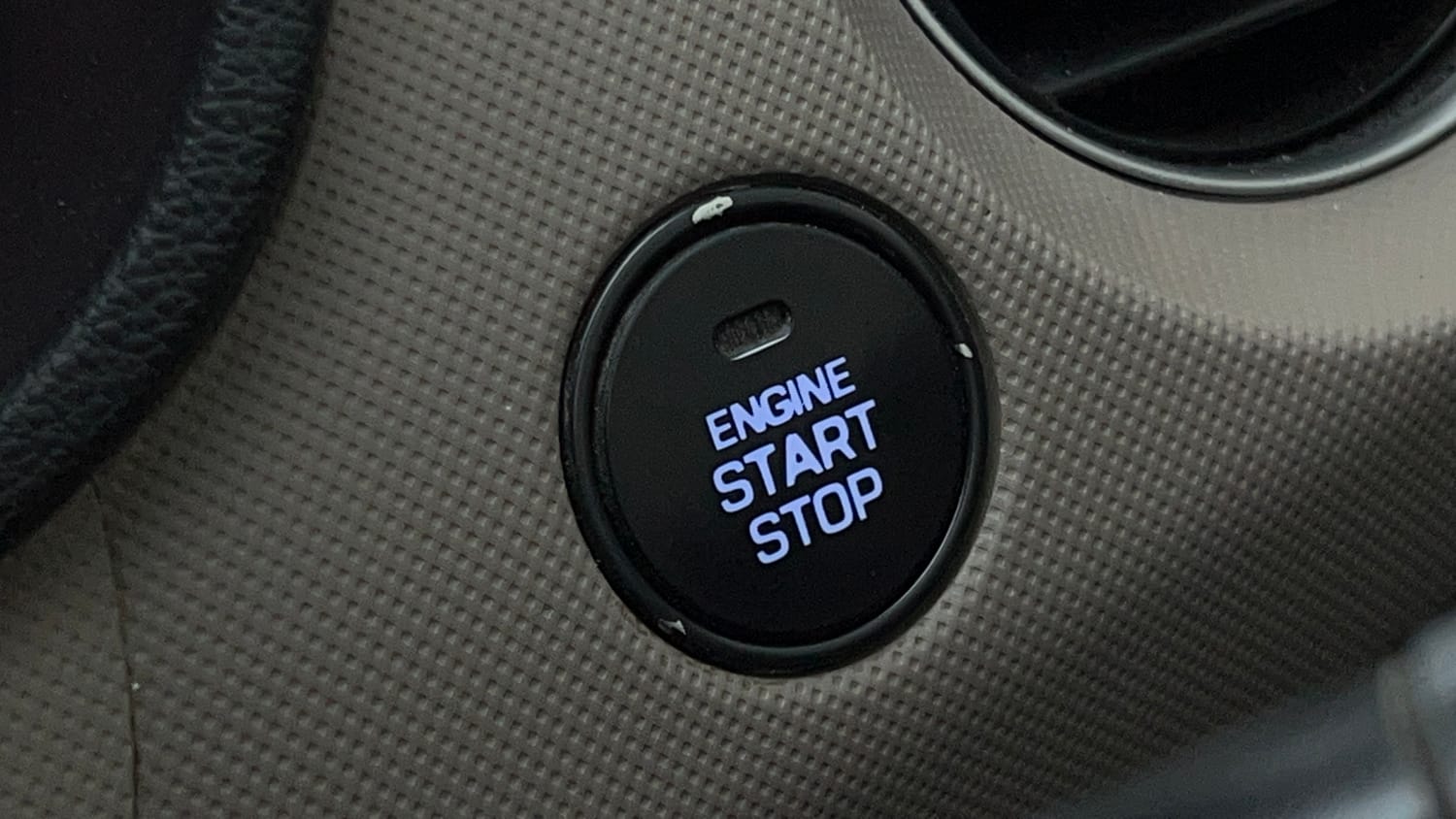 Used 2015 Hyundai Grand i10 Asta AT 1.2 Kappa VTVT Petrol Automatic top_features Keyless start