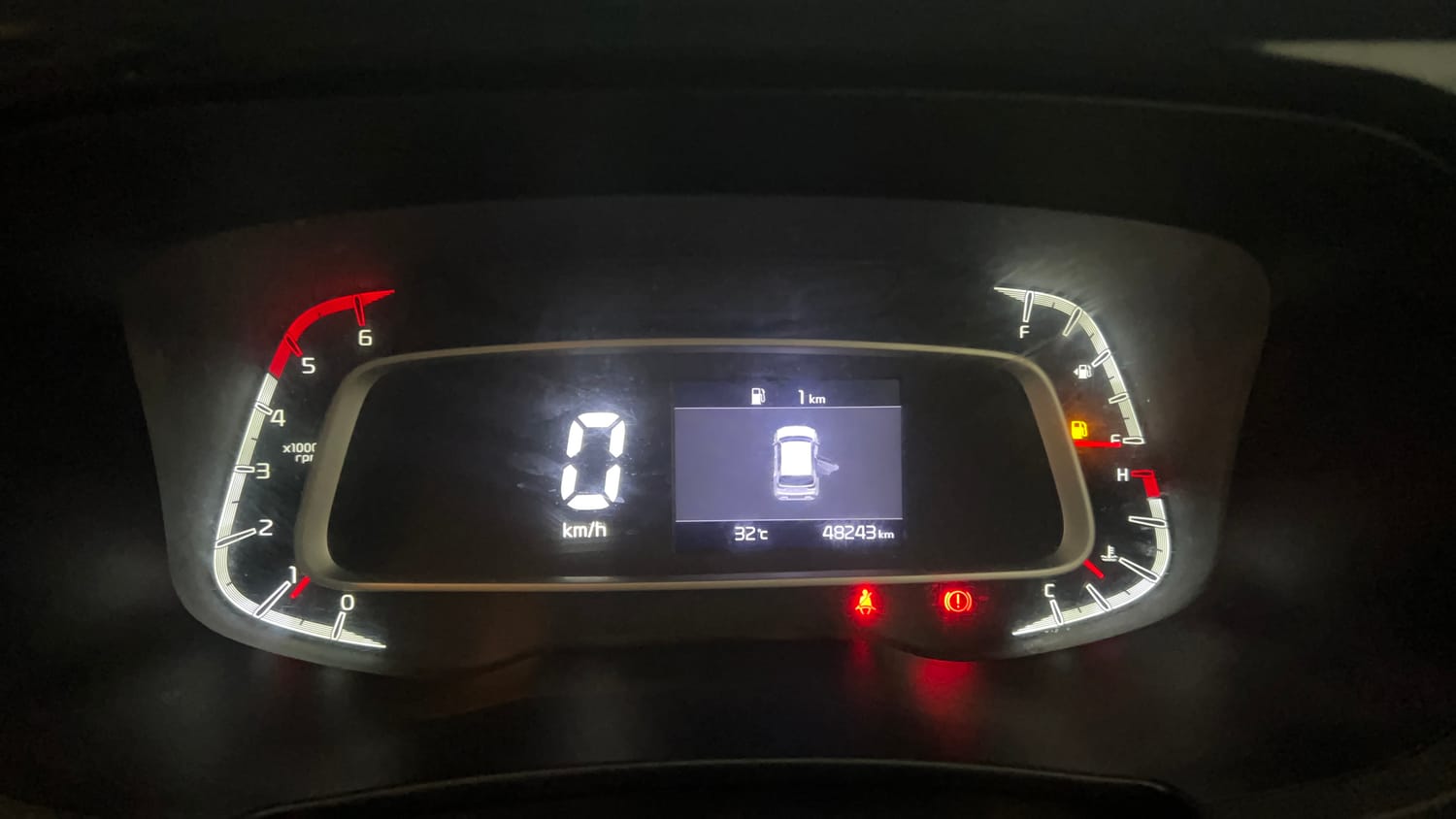Used 2022 Kia Sonet HTX 1.5 Diesel Manual interior CLUSTERMETER VIEW