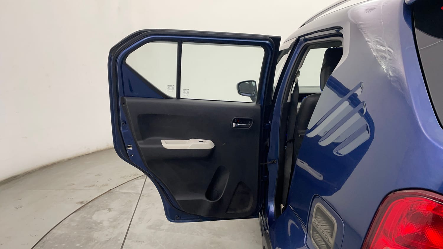 Used 2022 Maruti Suzuki Ignis Alpha 1.2 MT Petrol Manual interior LEFT REAR DOOR OPEN VIEW