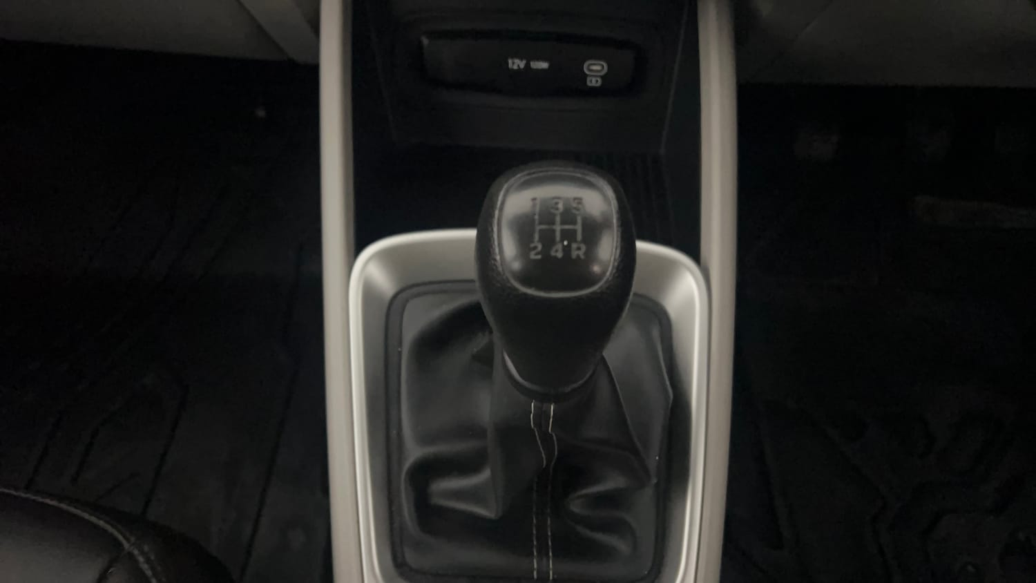 Used 2025 Hyundai Venue E 1.2 Petrol Petrol Manual interior GEAR  KNOB VIEW