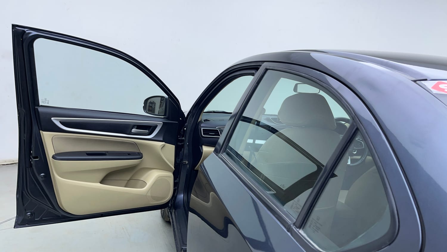 Used 2023 Honda Amaze VX 1.2 Petrol MT Petrol Manual interior LEFT FRONT DOOR OPEN VIEW