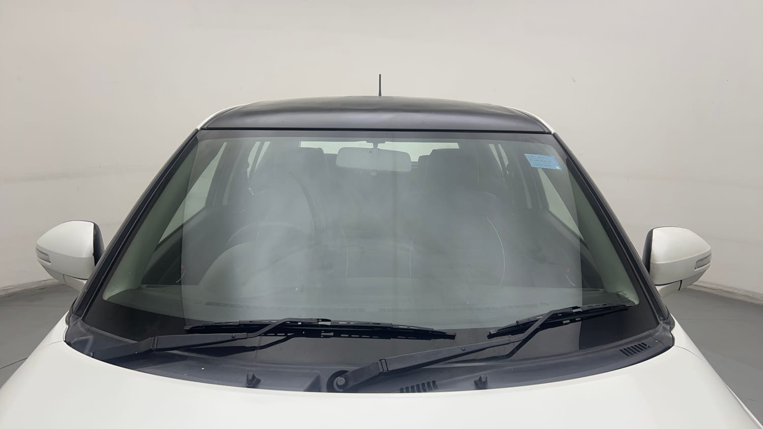 Used 2015 Maruti Suzuki Swift VXi Petrol Manual exterior FRONT WINDSHIELD VIEW