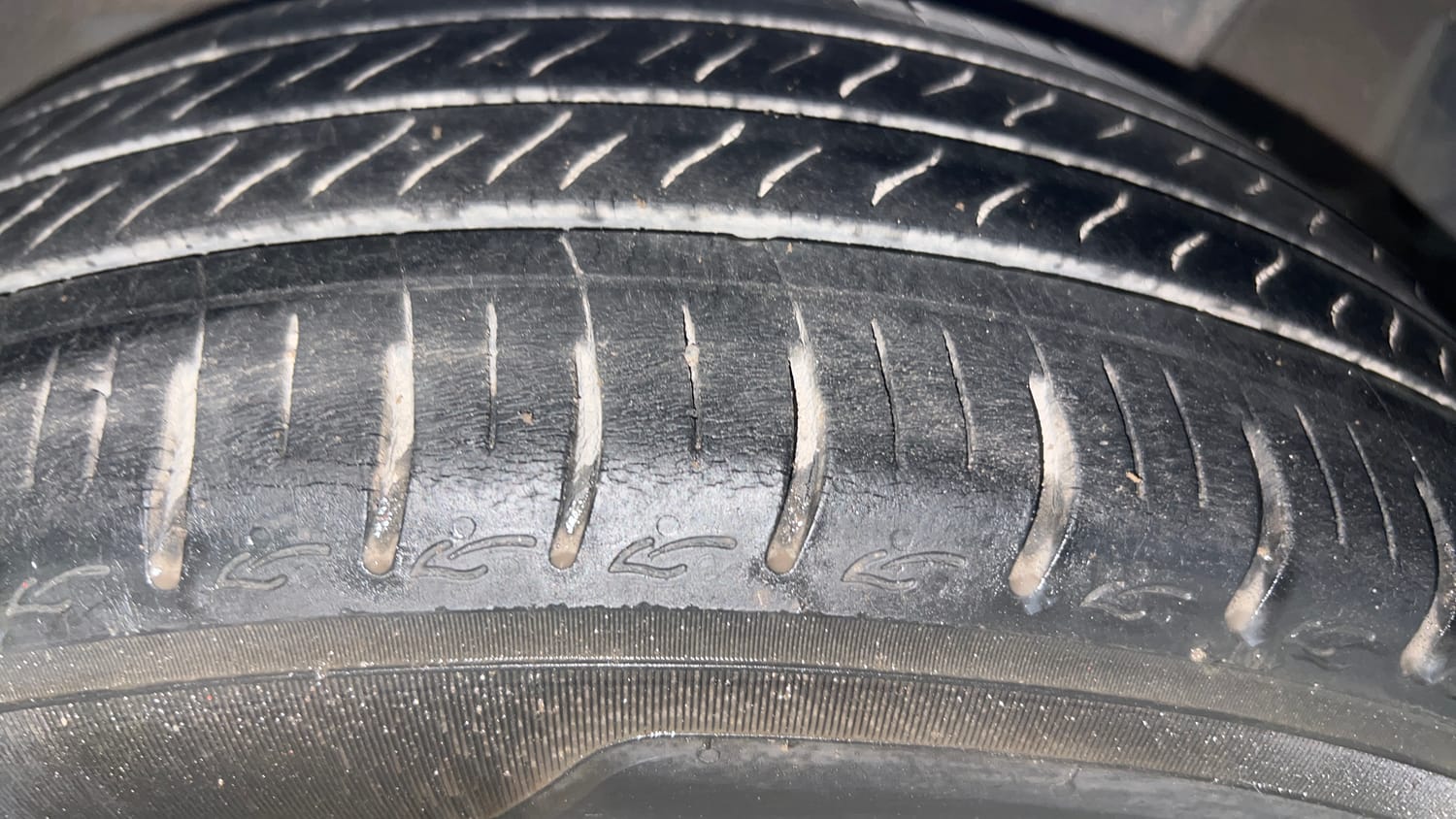 Used 2021 Hyundai Grand i10 Nios Asta 1.2 Kappa VTVT Petrol Manual tyres LEFT REAR TYRE TREAD VIEW