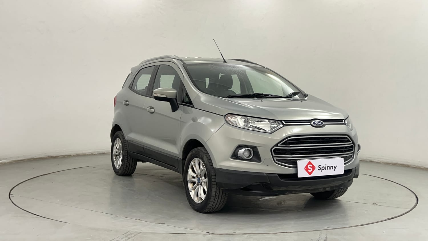 Used 2013 Ford EcoSport Titanium 1.5 TDCi Diesel Manual exterior RIGHT FRONT CORNER VIEW