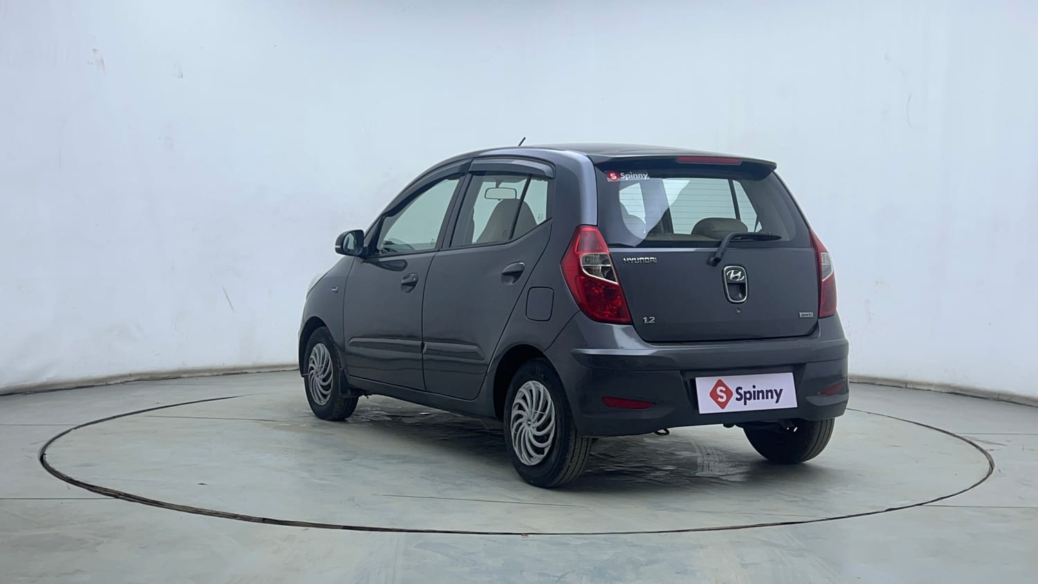 Used 2013 Hyundai i10 Sportz 1.2 Kappa2 Petrol Manual exterior LEFT REAR CORNER VIEW