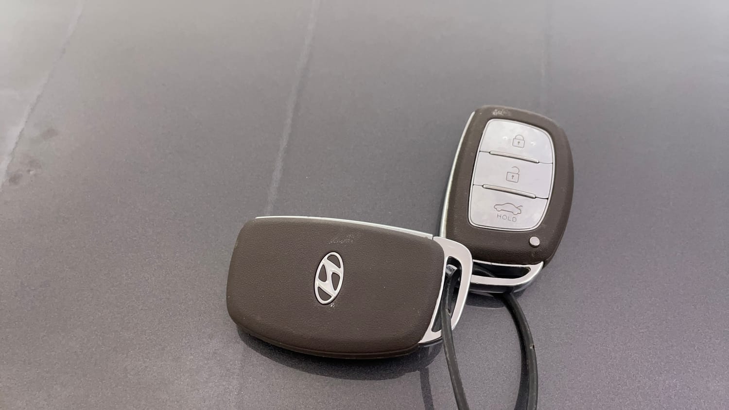 Used 2020 Hyundai Aura SX Plus 1.2 AMT Petrol Petrol Automatic extra CAR KEY VIEW
