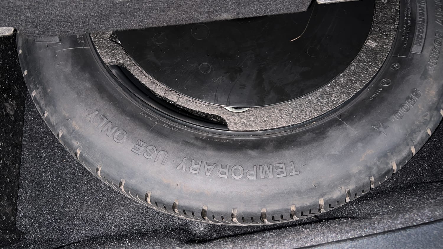 Used 2018 BMW X1 sDrive20d xLine Diesel Automatic tyres SPARE TYRE VIEW