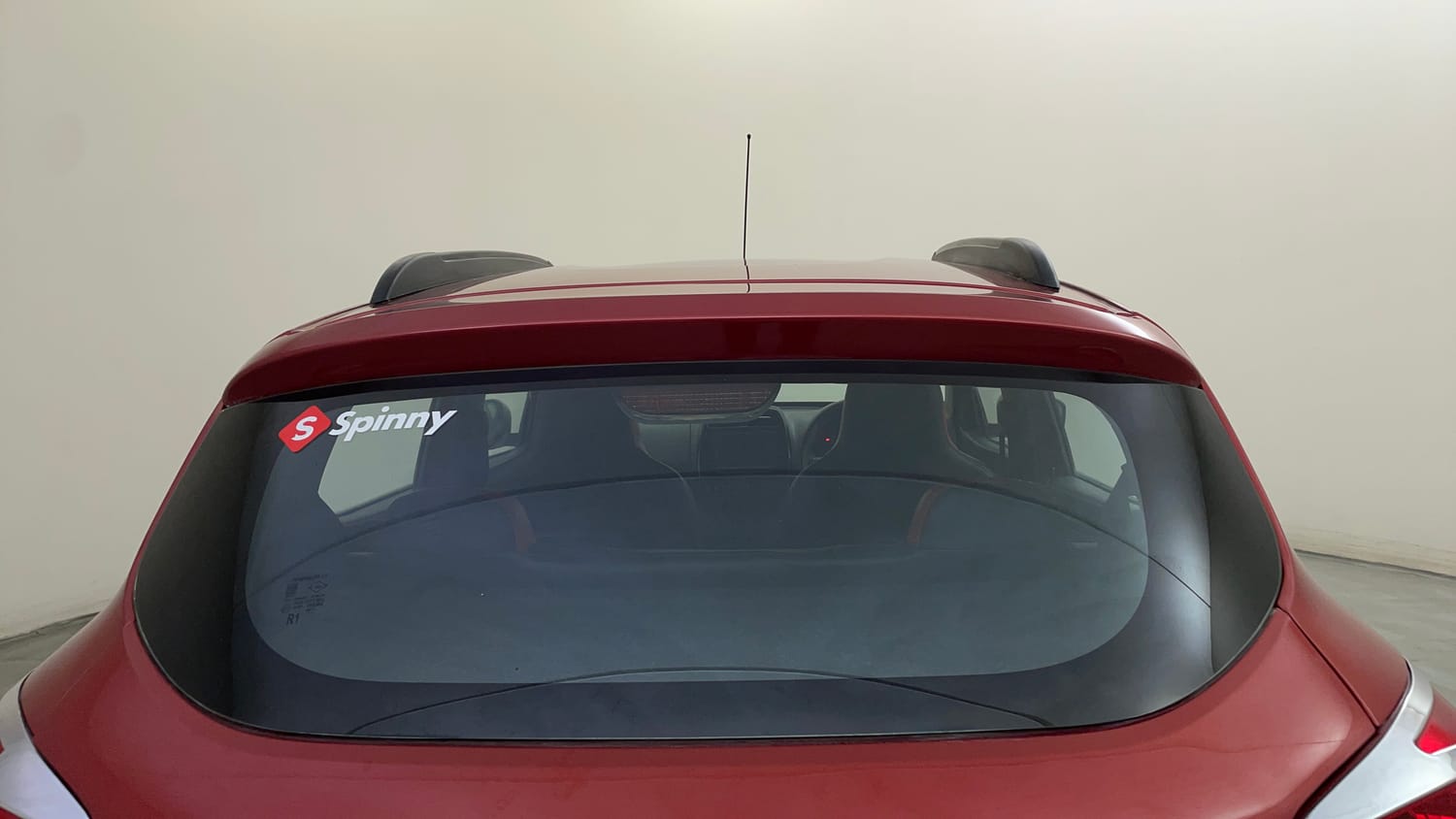 Used 2016 Renault Kwid 1.0 RXT Petrol Manual exterior BACK WINDSHIELD VIEW