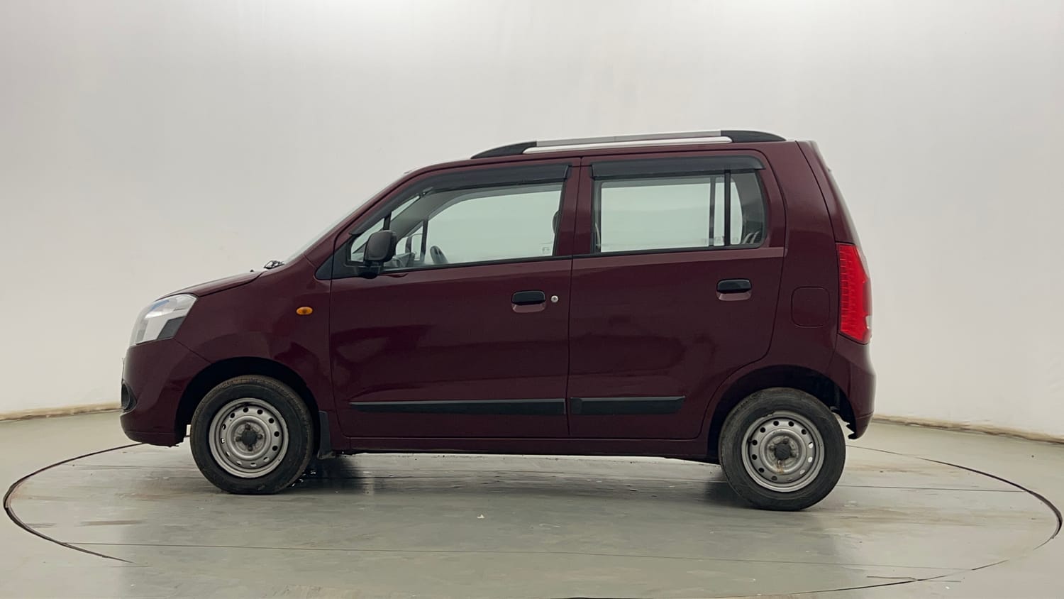 Used 2012 Maruti Suzuki Wagon R LXi Petrol Manual exterior LEFT SIDE VIEW