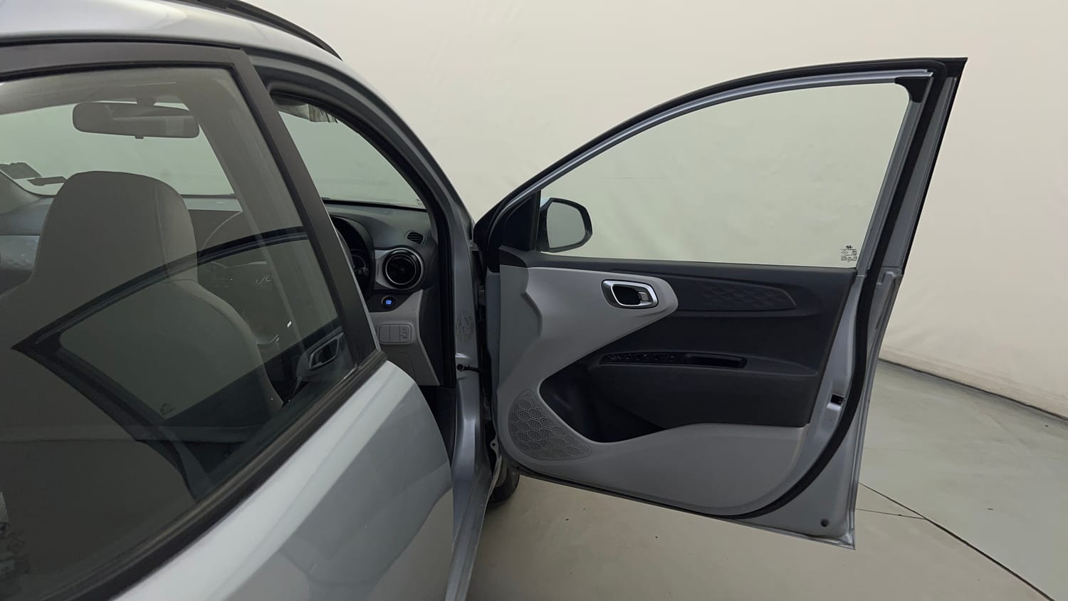 Used 2021 Hyundai Grand i10 Nios Asta 1.2 Kappa VTVT Petrol Manual interior RIGHT FRONT DOOR OPEN VIEW