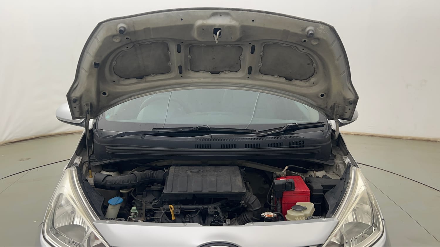 Used 2017 Hyundai Grand i10 Magna 1.2 Kappa VTVT Petrol Manual engine ENGINE & BONNET OPEN FRONT VIEW