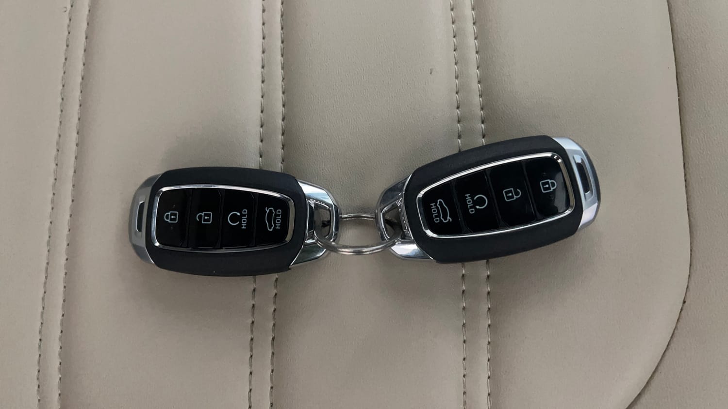 Used 2024 Hyundai Verna SX 1.5 Petrol MT Petrol Manual extra CAR KEY VIEW