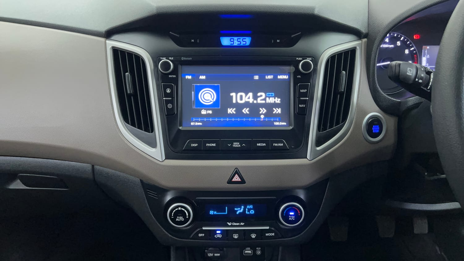 Used 2016 Hyundai Creta 1.6 SX Plus Petrol Petrol Manual interior MUSIC SYSTEM & AC CONTROL VIEW