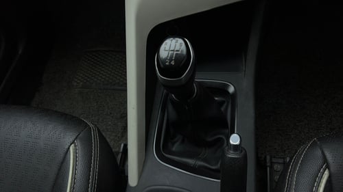 Used 2023 Nissan Magnite XE Petrol Manual interior GEAR  KNOB VIEW