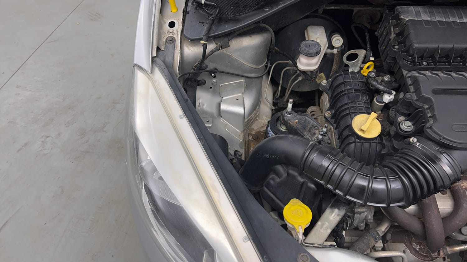 Used 2017 Tata Tiago Revotron XT Petrol Manual engine ENGINE RIGHT SIDE VIEW
