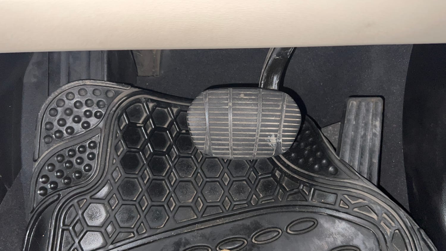 Used 2018 BMW X1 sDrive20d xLine Diesel Automatic interior PEDALS VIEW