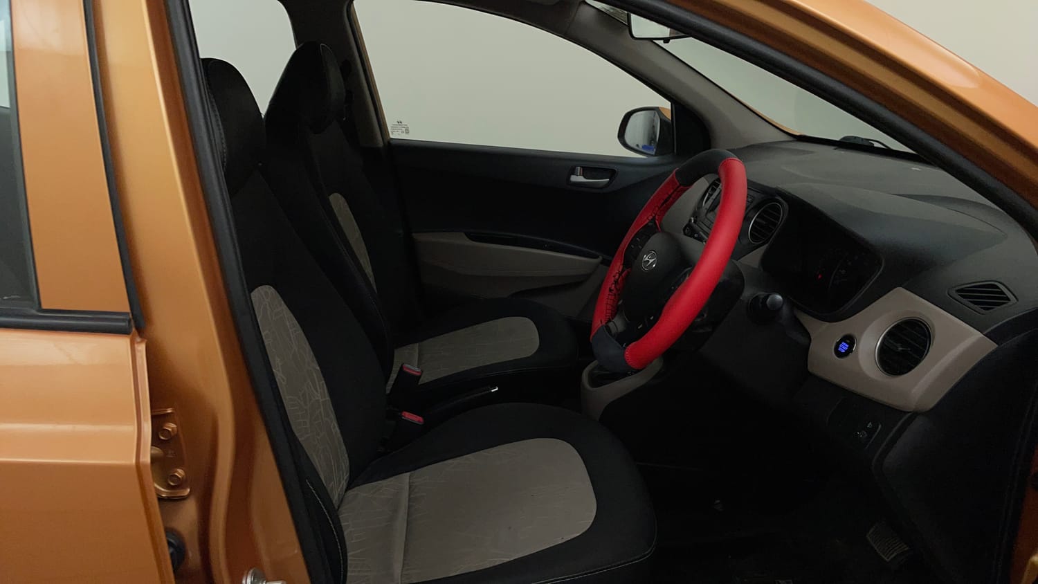 Used 2015 Hyundai Grand i10 Asta AT 1.2 Kappa VTVT Petrol Automatic interior RIGHT SIDE FRONT DOOR CABIN VIEW