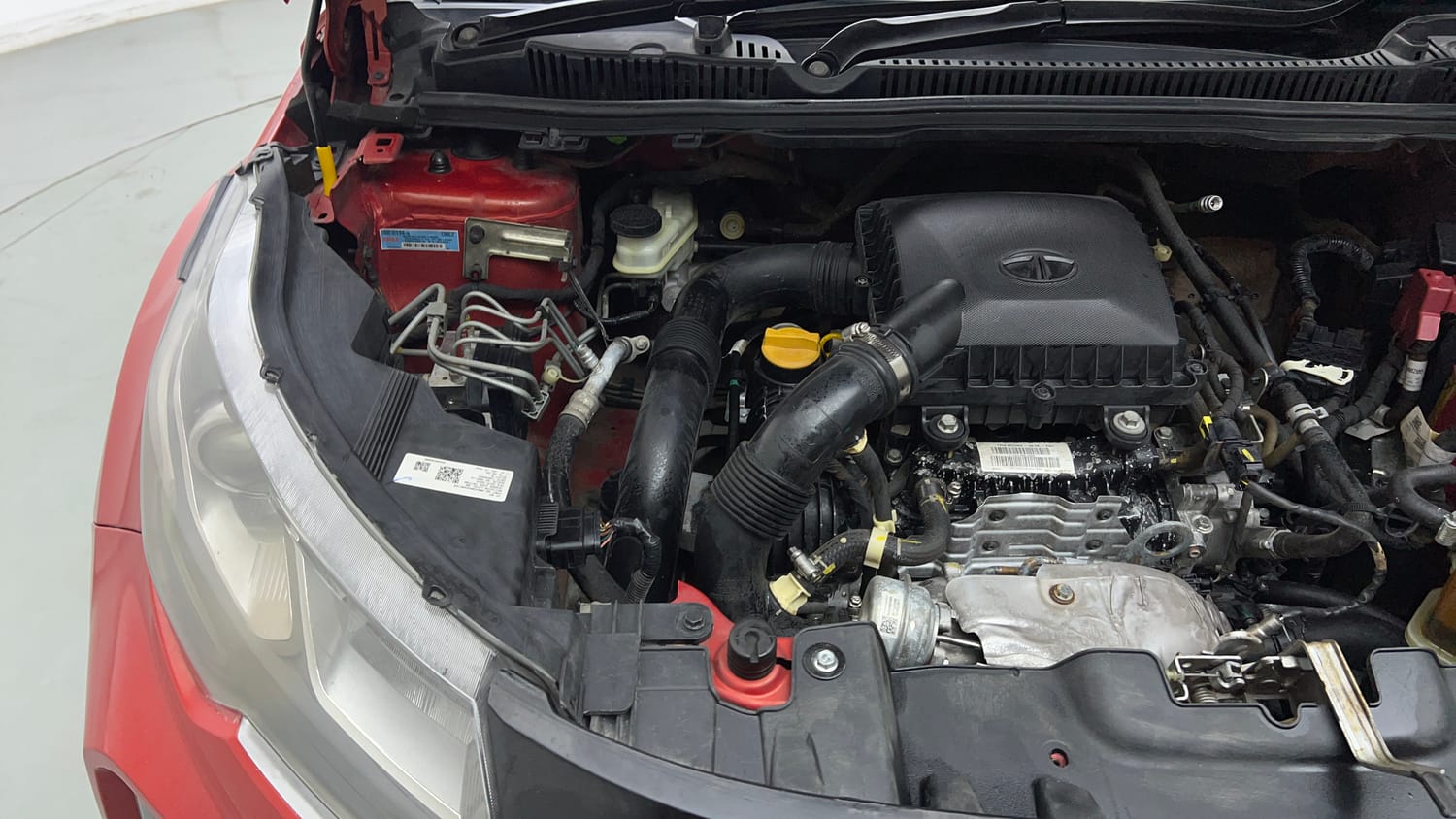 Used 2021 Tata Nexon XZ Plus (S) Petrol Manual engine ENGINE RIGHT SIDE VIEW