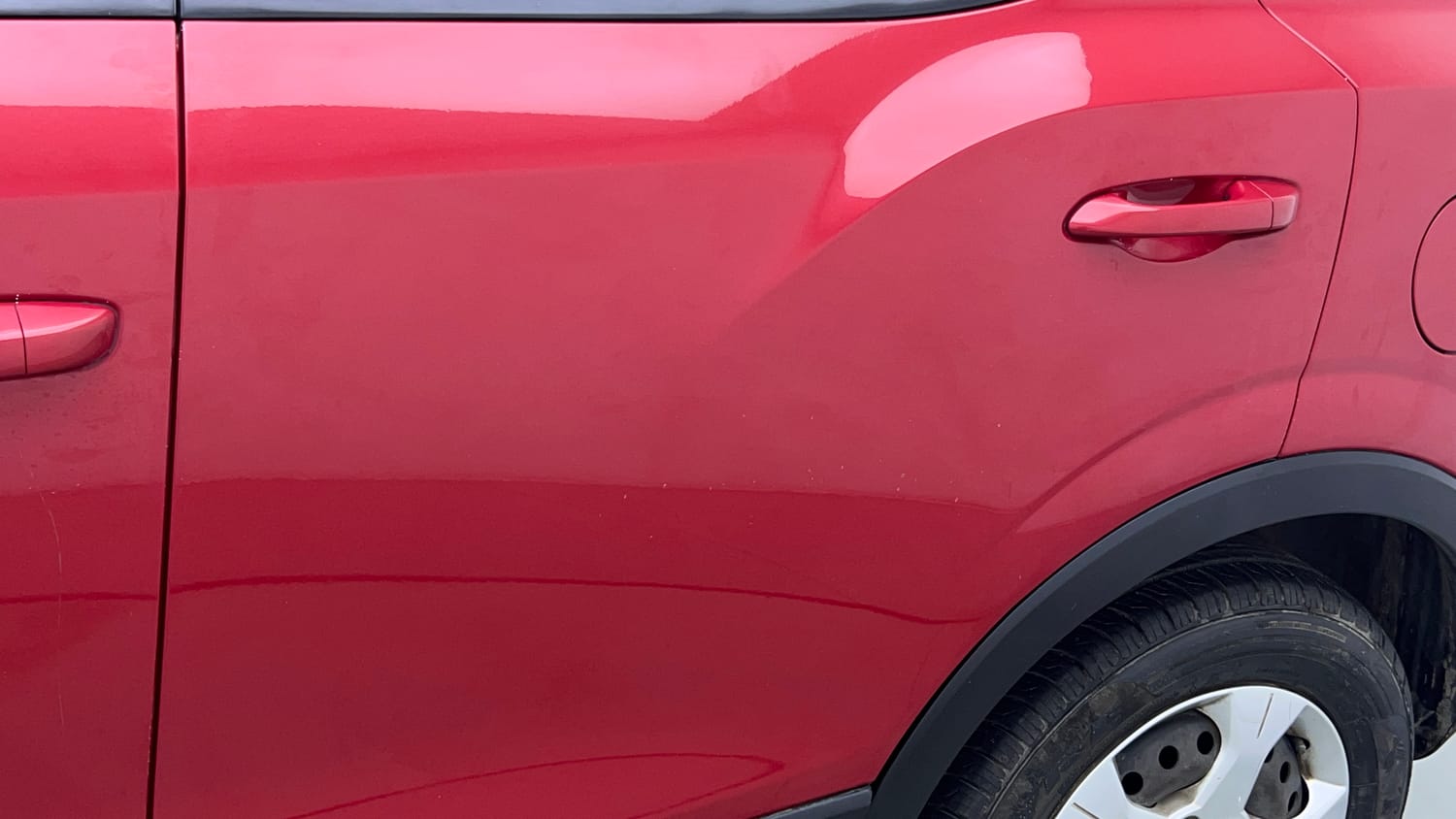 Used 2019 Mahindra XUV 300 1.2 W6 Petrol Manual dents MINOR DENT