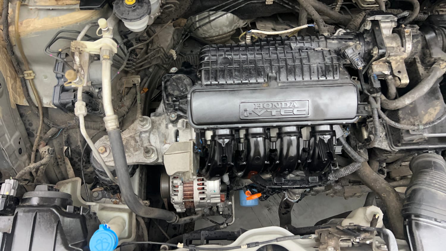 Used 2019 Honda Amaze 1.2 S CVT Petrol Petrol Automatic engine ENGINE RIGHT SIDE VIEW