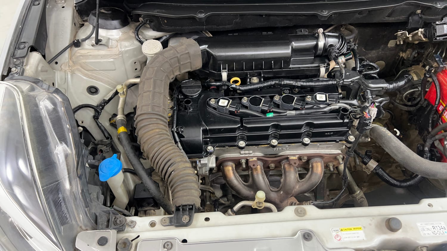 Used 2017 Maruti Suzuki Baleno Alpha 1.2 Petrol Manual engine ENGINE RIGHT SIDE VIEW