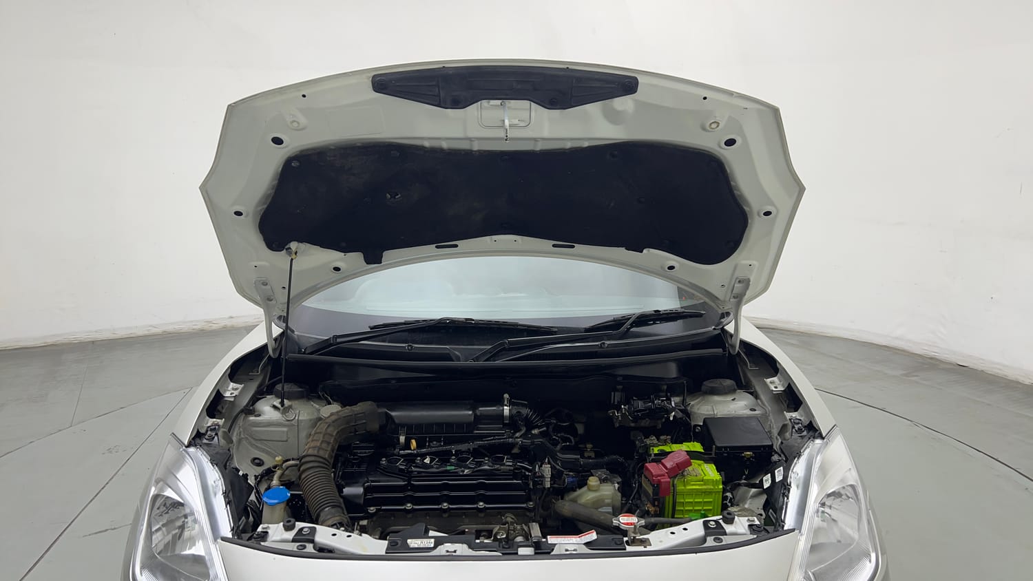 Used 2018 Maruti Suzuki Swift VXi AMT Petrol Automatic engine ENGINE & BONNET OPEN FRONT VIEW