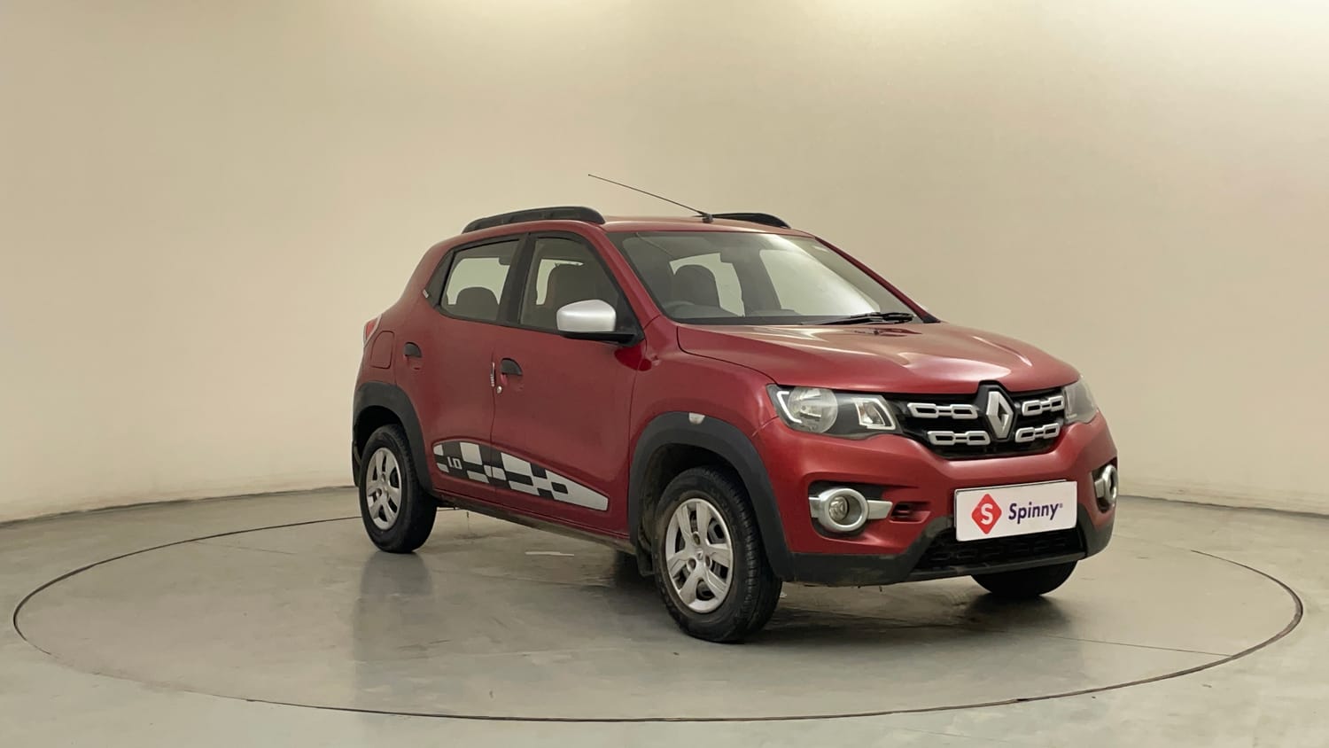 Used 2016 Renault Kwid 1.0 RXT Petrol Manual exterior RIGHT FRONT CORNER VIEW
