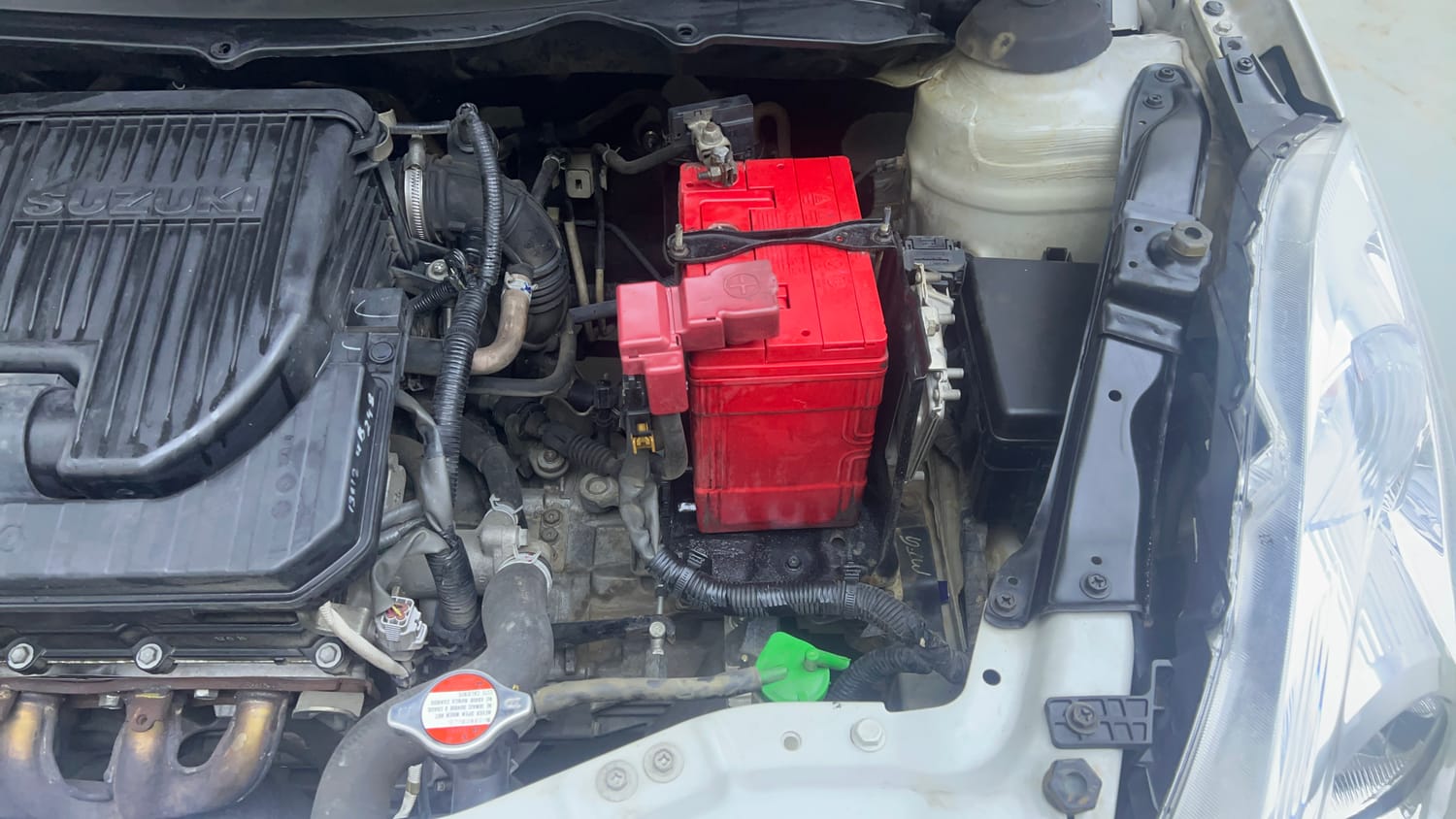 Used 2015 Maruti Suzuki Swift VXi Petrol Manual engine ENGINE LEFT SIDE VIEW